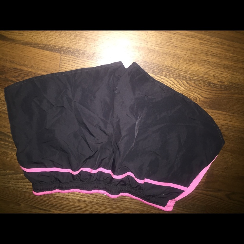 Shorts - Picture 2 of 2